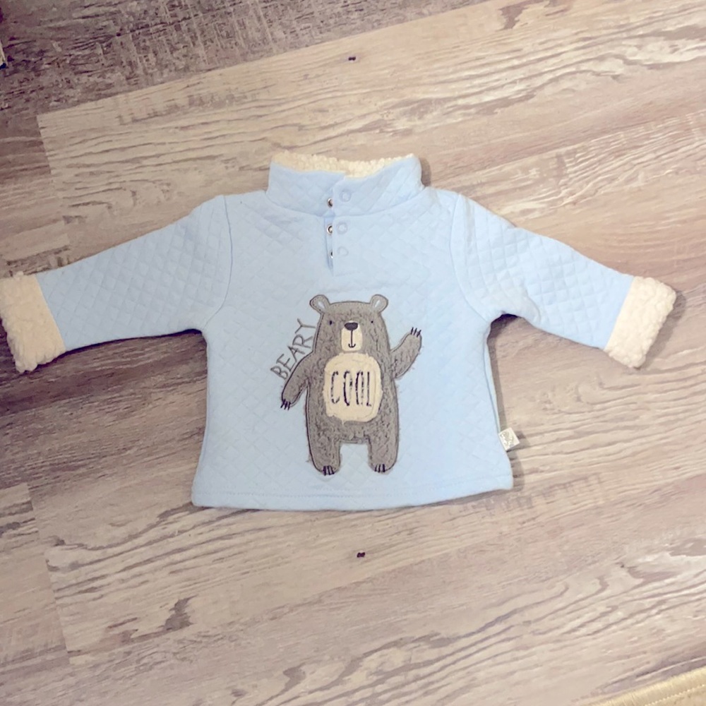 Baby pullover sweater jacket. Beary Cool! Size 3-6 months